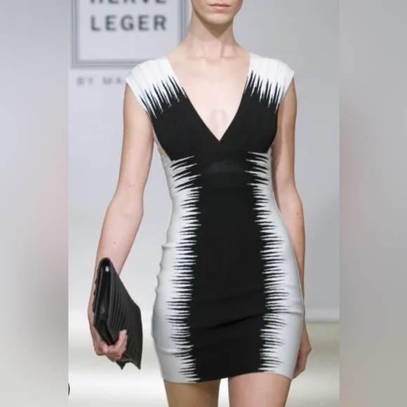 Herve Leger Denisa Jagged-Pike Jacquard Bandage Dress: Size Small - Picture 7 of 7
